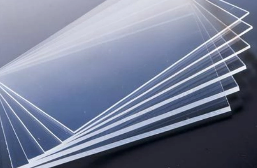 O método de discernimento rápido de folha transparente de PVC e folha transparente de PET.